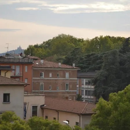 4 Star Bologna Family Apartments Appartement *